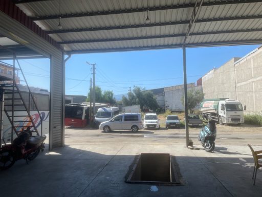 Isuzu Salihli Ziya Özel Servis disariya bakis acisi